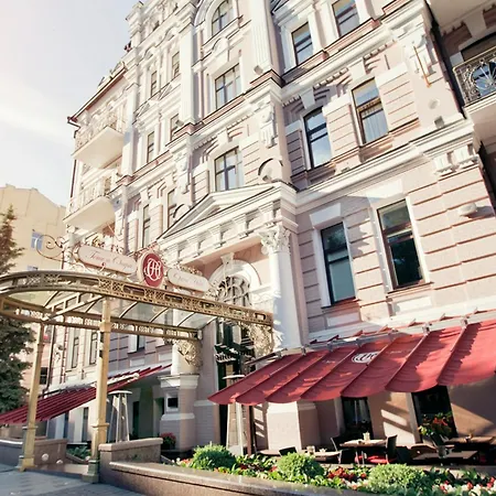 Опера Готель - The Leading Hotels of the World-3